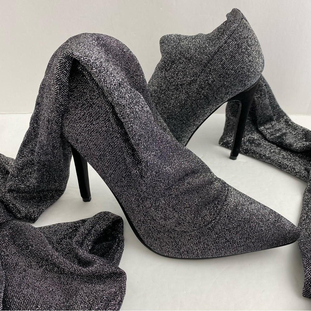 Liliana size 6 Women’s Silver Metallic Thigh High Heels